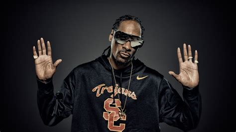 Click to go to doggvision. . Dogg vision